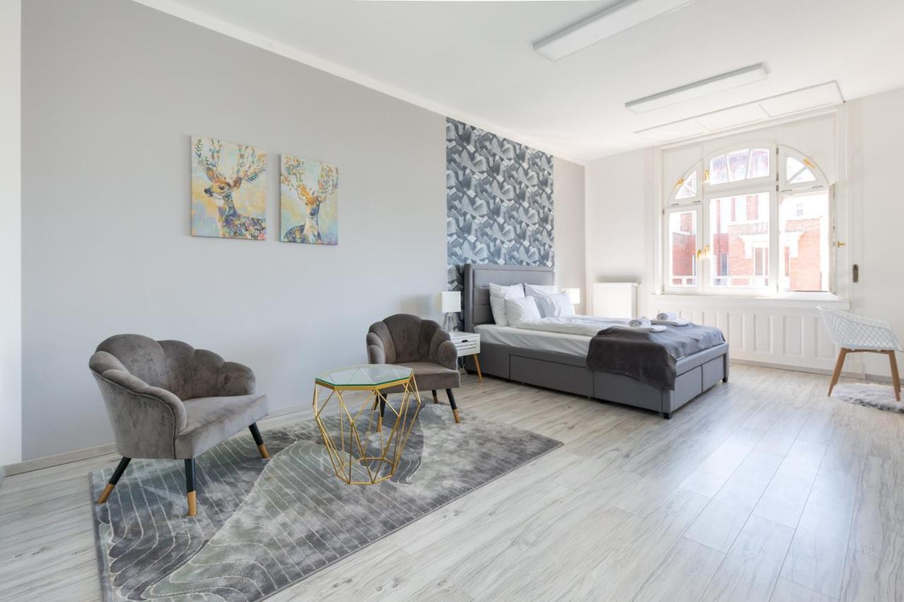 Designer Apartment On The Budapest Broadway With 2Br And Ac ภายนอก รูปภาพ
